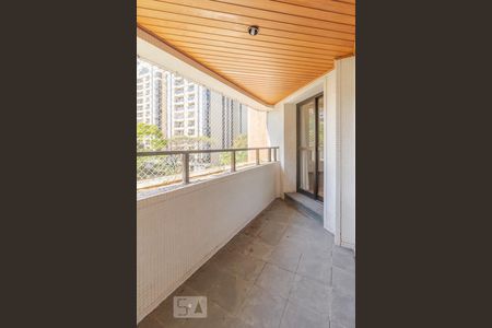 Varanda de apartamento para alugar com 3 quartos, 164m² em Vila Nova Conceição, São Paulo