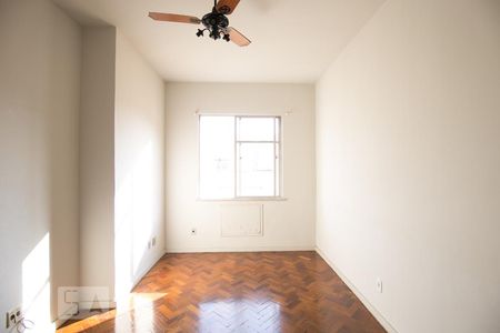 Sala de apartamento para alugar com 2 quartos, 70m² em Vila Isabel, Rio de Janeiro