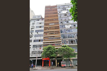 Fachada do Prédio. de apartamento à venda com 1 quarto, 47m² em Copacabana, Rio de Janeiro