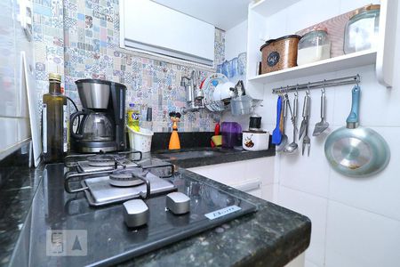 Cozinha. de apartamento à venda com 1 quarto, 47m² em Copacabana, Rio de Janeiro