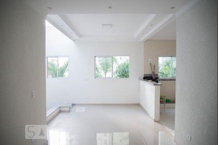 Sala de casa à venda com 6 quartos, 230m² em Vila Brasilândia, São Paulo