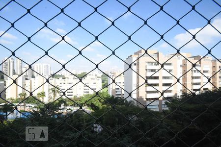 Vista de apartamento para alugar com 3 quartos, 147m² em Paraíso do Morumbi, São Paulo