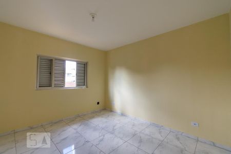 Quarto 2 de casa para alugar com 2 quartos, 55m² em Vila Guarani, Santo André