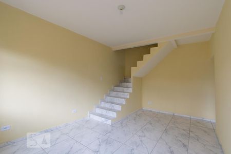 Sala de casa para alugar com 2 quartos, 55m² em Vila Guarani, Santo André