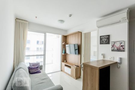 Sala de kitnet/studio para alugar com 1 quarto, 41m² em Jardim Goiás, Goiânia