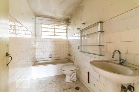 Banheiro de apartamento para alugar com 3 quartos, 120m² em Bom Retiro, São Paulo