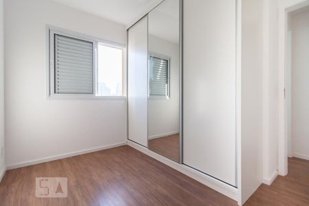 Quarto 2 de apartamento à venda com 3 quartos, 76m² em Jardim Tupanci, Barueri