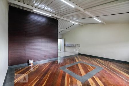 Sala de casa para alugar com 3 quartos, 150m² em Jardim Maria Luiza, São Paulo