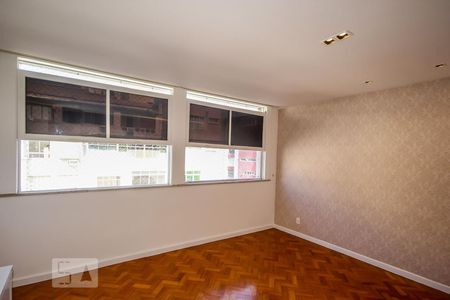 Sala de apartamento à venda com 3 quartos, 140m² em Leme, Rio de Janeiro