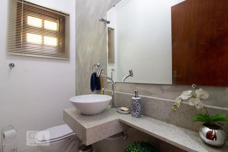 Lavabo de casa à venda com 3 quartos, 160m² em Picanço, Guarulhos