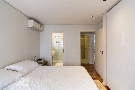 Quarto de apartamento para alugar com 2 quartos, 80m² em Consolação, São Paulo