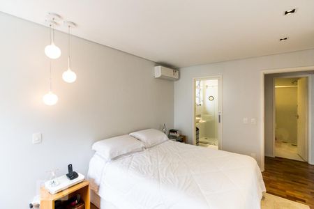 Quarto de apartamento para alugar com 2 quartos, 80m² em Consolação, São Paulo