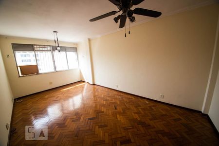 Sala  de apartamento à venda com 4 quartos, 135m² em Icaraí, Niterói