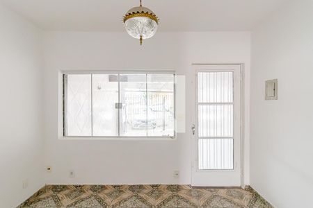 Sala de casa à venda com 2 quartos, 80m² em Parque Fongaro, São Paulo