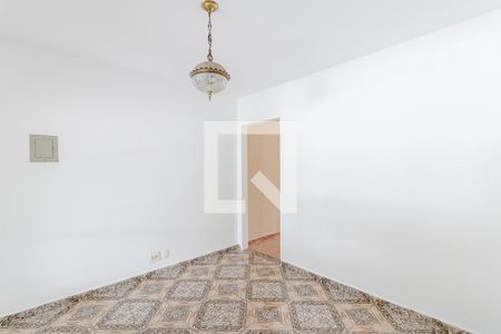 Sala de casa à venda com 2 quartos, 80m² em Parque Fongaro, São Paulo