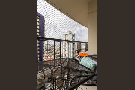 Sacada de apartamento para alugar com 2 quartos, 68m² em Vila Ipojuca , São Paulo