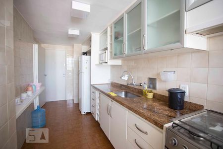 cozinha de apartamento para alugar com 1 quarto, 120m² em Icaraí, Niterói