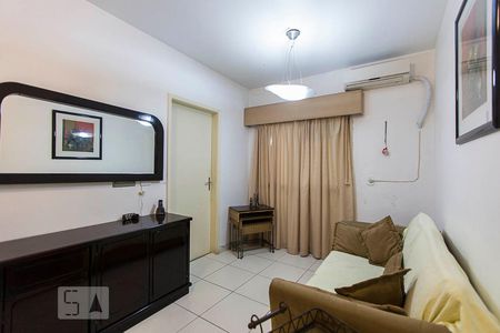 Sala de apartamento para alugar com 1 quarto, 36m² em Centro Histórico, Porto Alegre