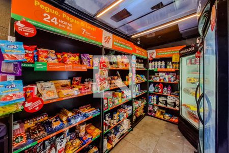 Apartamento à venda com 56m², 2 quartos e 1 vaga Apartamento à venda com 56m², 2 quartos e 1 vagamini market