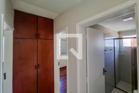Apartamento à venda com 56m², 2 quartos e 1 vaga Apartamento à venda com 56m², 2 quartos e 1 vagacorredor