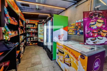 Apartamento à venda com 56m², 2 quartos e 1 vaga Apartamento à venda com 56m², 2 quartos e 1 vagamini market