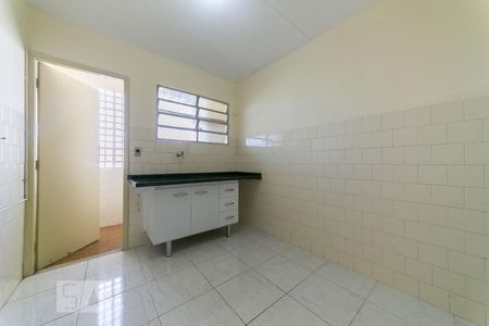 Cozinha de apartamento para alugar com 2 quartos, 60m² em Vila Mimosa, Campinas