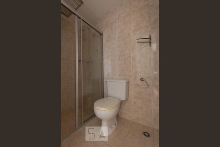 Banheiro de apartamento para alugar com 3 quartos, 88m² em Jardim Londrina, São Paulo