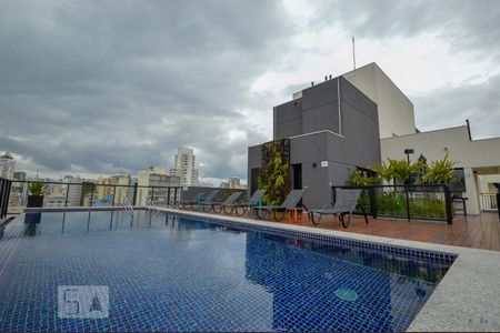 Piscina de kitnet/studio à venda com 1 quarto, 26m² em Campos Elíseos, São Paulo