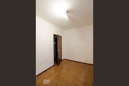 Quarto 1 de casa para alugar com 3 quartos, 130m² em Km 18, Osasco