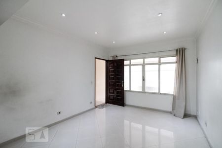 Sala de casa para alugar com 3 quartos, 130m² em Km 18, Osasco