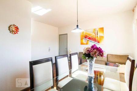 Sala de apartamento à venda com 2 quartos, 90m² em Cidade Nova, Belo Horizonte