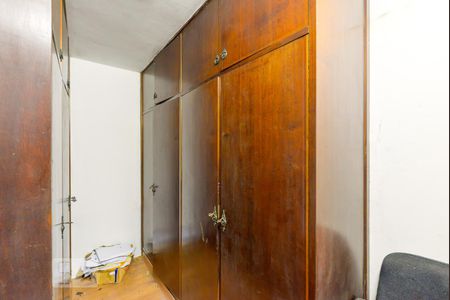 Closet Suíte de casa à venda com 3 quartos, 200m² em Boaçava, São Paulo