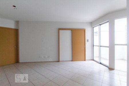 Sala de apartamento à venda com 2 quartos, 73m² em Fernão Dias, Belo Horizonte