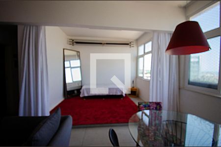 Sala de apartamento para alugar com 2 quartos, 97m² em Ipanema, Rio de Janeiro