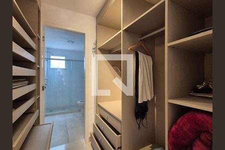 Closet da suíte 1 de apartamento para alugar com 3 quartos, 370m² em Recreio dos Bandeirantes, Rio de Janeiro