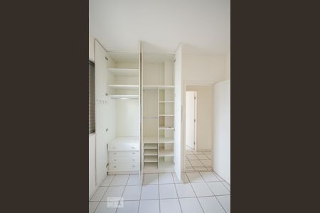 SUÍTE  de apartamento para alugar com 3 quartos, 180m² em Buritis, Belo Horizonte