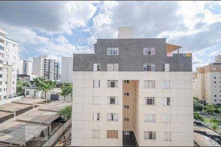 Apartamento para alugar com 3 quartos, 180m² em Buritis, Belo Horizonte