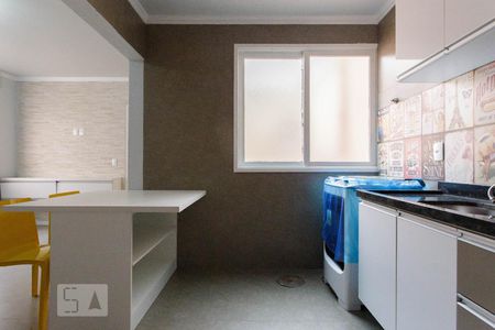 Cozinha de apartamento à venda com 1 quarto, 41m² em Vila Jardim, Porto Alegre