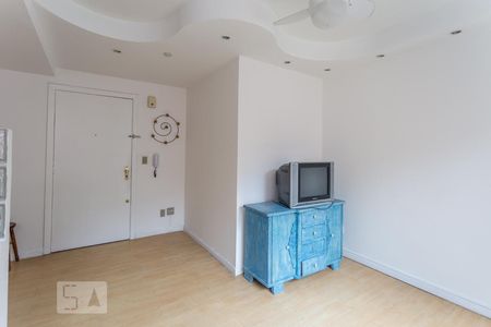 Sala de apartamento à venda com 1 quarto, 50m² em Azenha, Porto Alegre