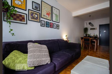 Sala de TV de apartamento à venda com 2 quartos, 79m² em Cerqueira César, São Paulo