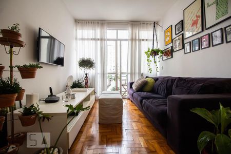 Sala de TV de apartamento à venda com 2 quartos, 79m² em Cerqueira César, São Paulo