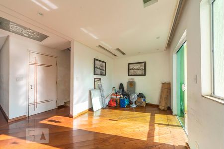 Sala de apartamento para alugar com 3 quartos, 156m² em Jardim, Santo André