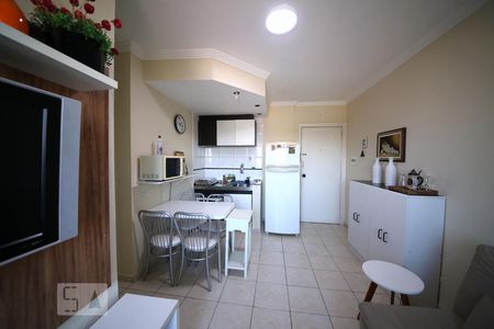 Cozinha de apartamento para alugar com 1 quarto, 38m² em Santo Amaro, São Paulo