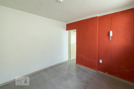 Casa de condomínio para alugar com 53m², 2 quartos e sem vagaSala