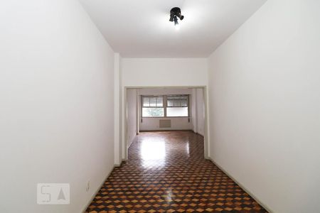 Sala. de apartamento para alugar com 3 quartos, 120m² em Copacabana, Rio de Janeiro