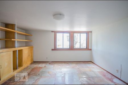 Sala de TV de casa para alugar com 4 quartos, 440m² em Belvedere, Belo Horizonte