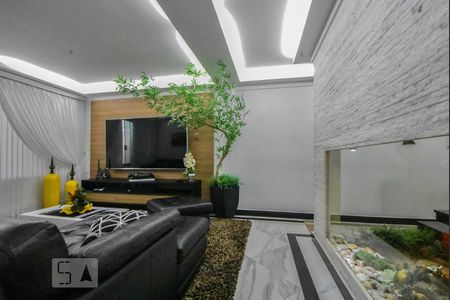 Sala de casa à venda com 3 quartos, 280m² em Jardim Aeroporto, São Paulo