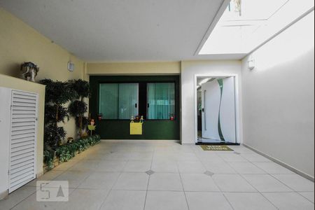 Garagem de casa à venda com 3 quartos, 280m² em Jardim Aeroporto, São Paulo
