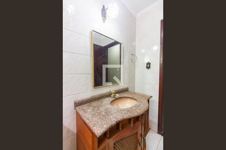 Lavabo de casa para alugar com 4 quartos, 223m² em Jardim das Flores, Osasco