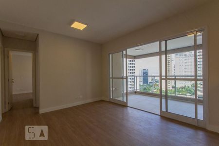 Sala de apartamento para alugar com 2 quartos, 71m² em Jardim Fonte do Morumbi, São Paulo